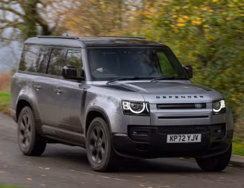 Land Rover Defender 130 X-Dynamic [UK-spec] '2022–pr.