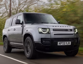 Land Rover Defender 130 X-Dynamic [UK-spec] '2022–pr.