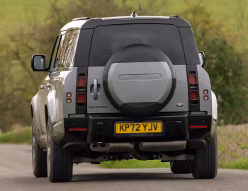 Land Rover Defender 130 X-Dynamic [UK-spec] '2022–pr.