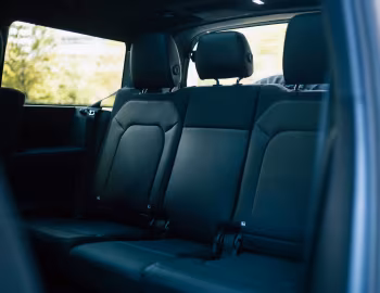 Interior Land Rover Defender 130 X D350 [Japan] '2024–pr.