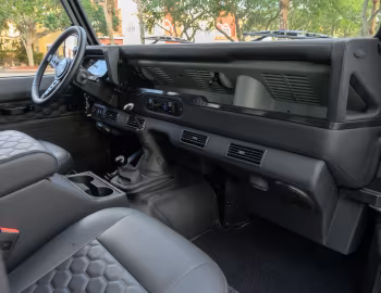 Interior 1998 Land Rover Defender 90 "City Black" '2025