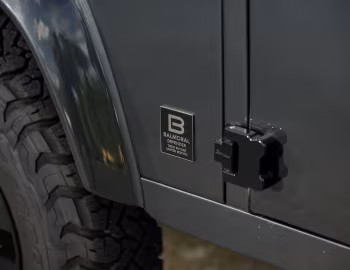 1998 Land Rover Defender 90 "City Black" '2025