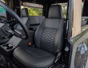 Interior 1998 Land Rover Defender 90 "City Black" '2025