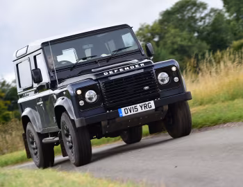 Land Rover Defender 90 "Autobiography" [UK-spec] '2015
