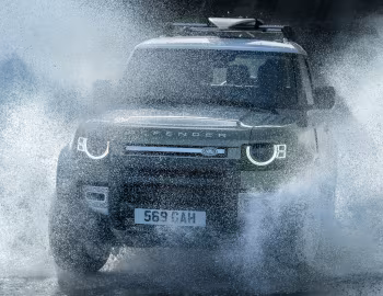 Land Rover Defender 90 D240 SE Adventure Pack [Worldwide] '2020–pr.