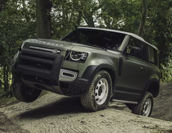 Land Rover Defender 90 D240 SE Explorer Pack [Worldwide] '2020–pr.