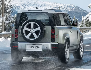 Land Rover Defender 90 D240 SE Urban Pack [Worldwide] '2020–pr.
