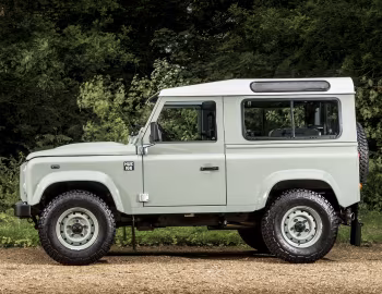 Land Rover Defender 90 "Heritage" [UK-spec] '2015–16