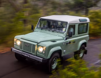 Land Rover Defender 90 "Heritage" [Australia] '2015–16