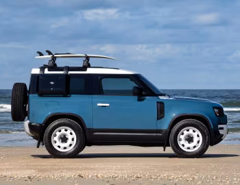 Land Rover Defender 90 "Marine Blue Edition" [Germany] '2023