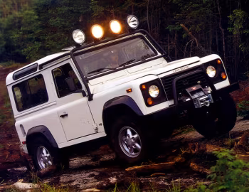 1994–97 Land Rover Defender NAS 90 Station Wagon [North America] '09.1993–97