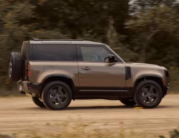 2021–pr. Land Rover Defender 90 P400 X-Dynamic [North America] '2021–pr.