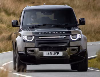 Land Rover Defender 90 P400 X [UK-spec] '2020–pr.