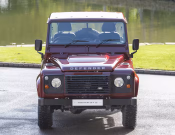 2007–16 Land Rover Defender 90 Pickup [UK-spec] '2006–16