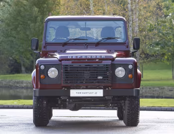 2007–16 Land Rover Defender 90 Pickup [UK-spec] '2006–16