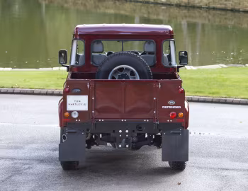 2007–16 Land Rover Defender 90 Pickup [UK-spec] '2006–16