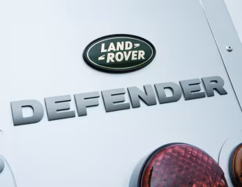 Land Rover Defender 90 Station Wagon [UK-spec] '2006–16