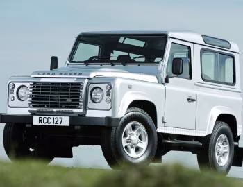 Land Rover Defender 90 Station Wagon [UK-spec] '2006–16