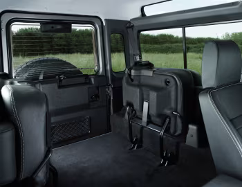Interior Land Rover Defender 90 Station Wagon [UK-spec] '2006–16