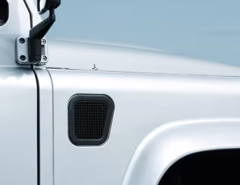 Land Rover Defender 90 Station Wagon [UK-spec] '2006–16