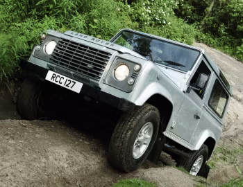 Land Rover Defender 90 Station Wagon [UK-spec] '2006–16