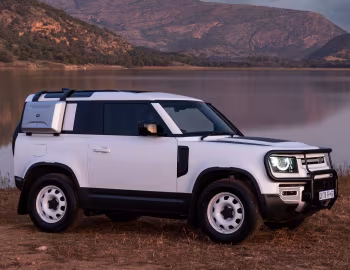 Land Rover Defender 90 Urban Pack [South Africa] '2021–pr.