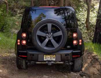 2022–pr. Land Rover Defender 90 V8 "Carpathian Edition" [North America] '2021–pr.
