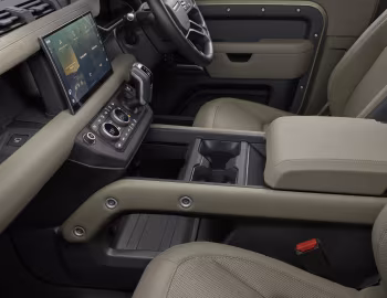 Interior Land Rover Defender 90 X-Dynamic [UK-spec] '2020–pr.
