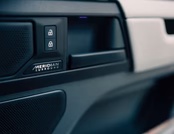 Interior Defender OCTA [Japan] '2025–pr.