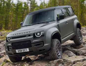 Defender OCTA "Edition One" [Worldwide] (110) '2024–25