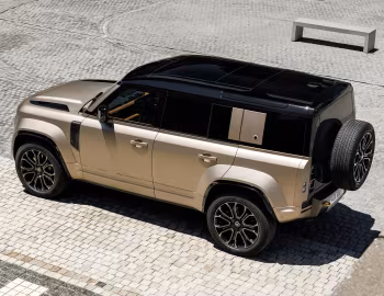 Defender OCTA [UK-spec] (110) '2024–25
