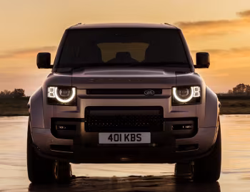 Defender OCTA [UK-spec] (110) '2024–25