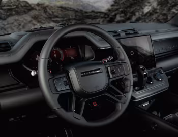 Painel frontal Defender OCTA "Black" [Worldwide] '2025–pr.