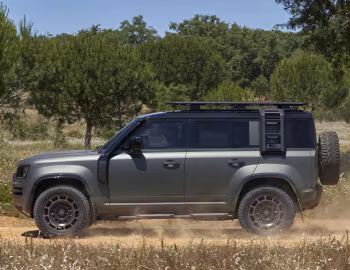 Defender OCTA "Edition One" [Worldwide] (110) '2024–25