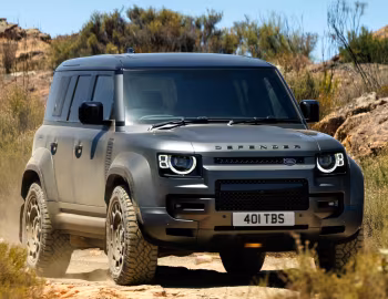 Defender OCTA "Edition One" [UK-spec] (110) '2024–25