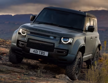 Defender OCTA "Edition One" [UK-spec] (110) '2024–25