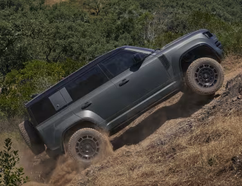 Defender OCTA "Edition One" [Worldwide] (110) '2024–25