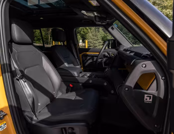 Intérieur Defender Trophy [Worldwide] (110) '2025–pr.