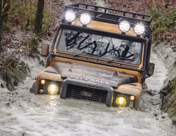 Land Rover Defender Works V8 Trophy '2021