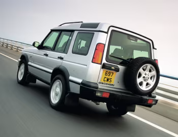 Land Rover Discovery [UK-spec] '2002–04
