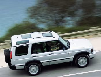 Land Rover Discovery [UK-spec] '2002–04