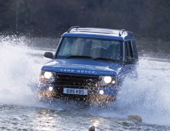 Land Rover Discovery [UK-spec] '2002–04