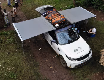 Land Rover Discovery "Mobile Malaria Project" (L462) '2019