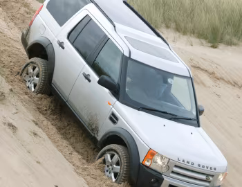 Land Rover Discovery 3 [UK-spec] (L319) '2004–08