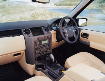 Painel frontal Land Rover Discovery 3 [UK-spec] (L319) '2004–08