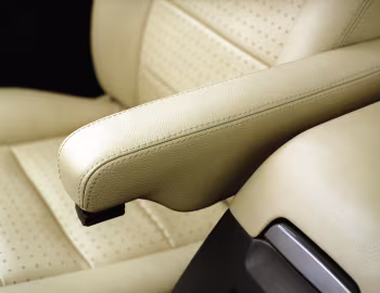 Interior Land Rover Discovery 3 [UK-spec] (L319) '2004–08