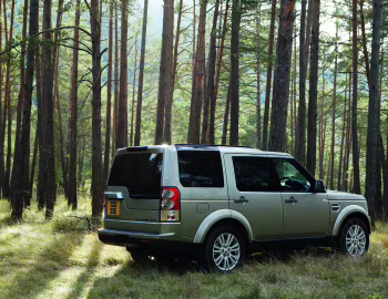 Land Rover Discovery 4 3.0 TDV6 [UK-spec] (L319) '2009–13