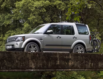Land Rover Discovery 4 SDV6 HSE [UK-spec] (L319) '2009–13