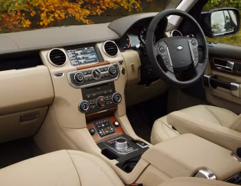 Interior Land Rover Discovery 4 SDV6 HSE [UK-spec] (L319) '2009–13