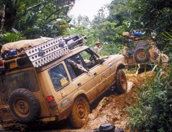 Land Rover Discovery 5-door Camel Trophy '1991–94